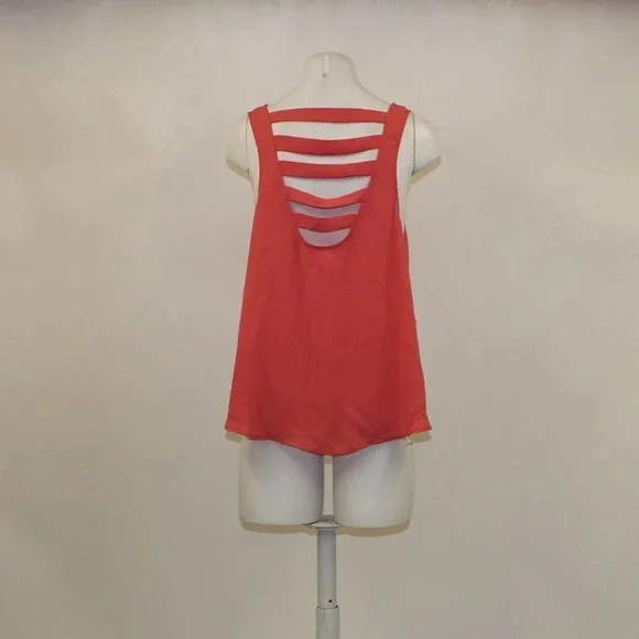 Garage tank - Picture 3 of 3